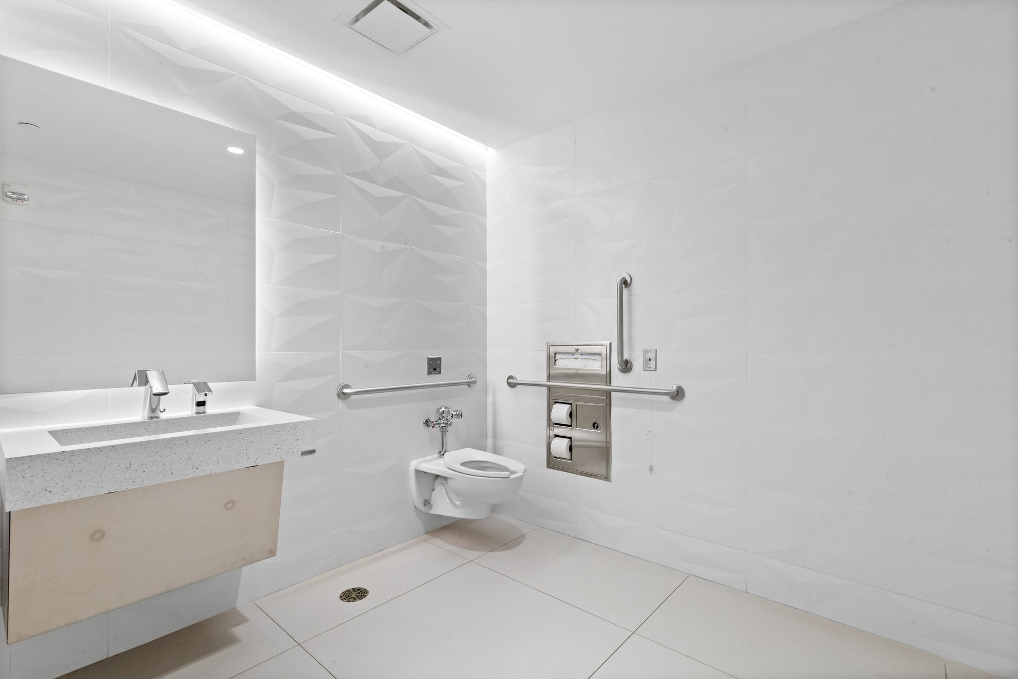 17-web-or-mls-400-atlantic-st